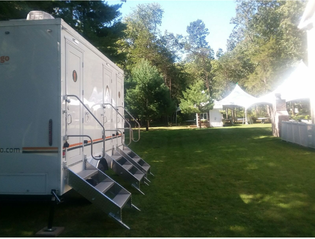 Wedding bathroom trailer rentals Wedding bathroom trailer rentals