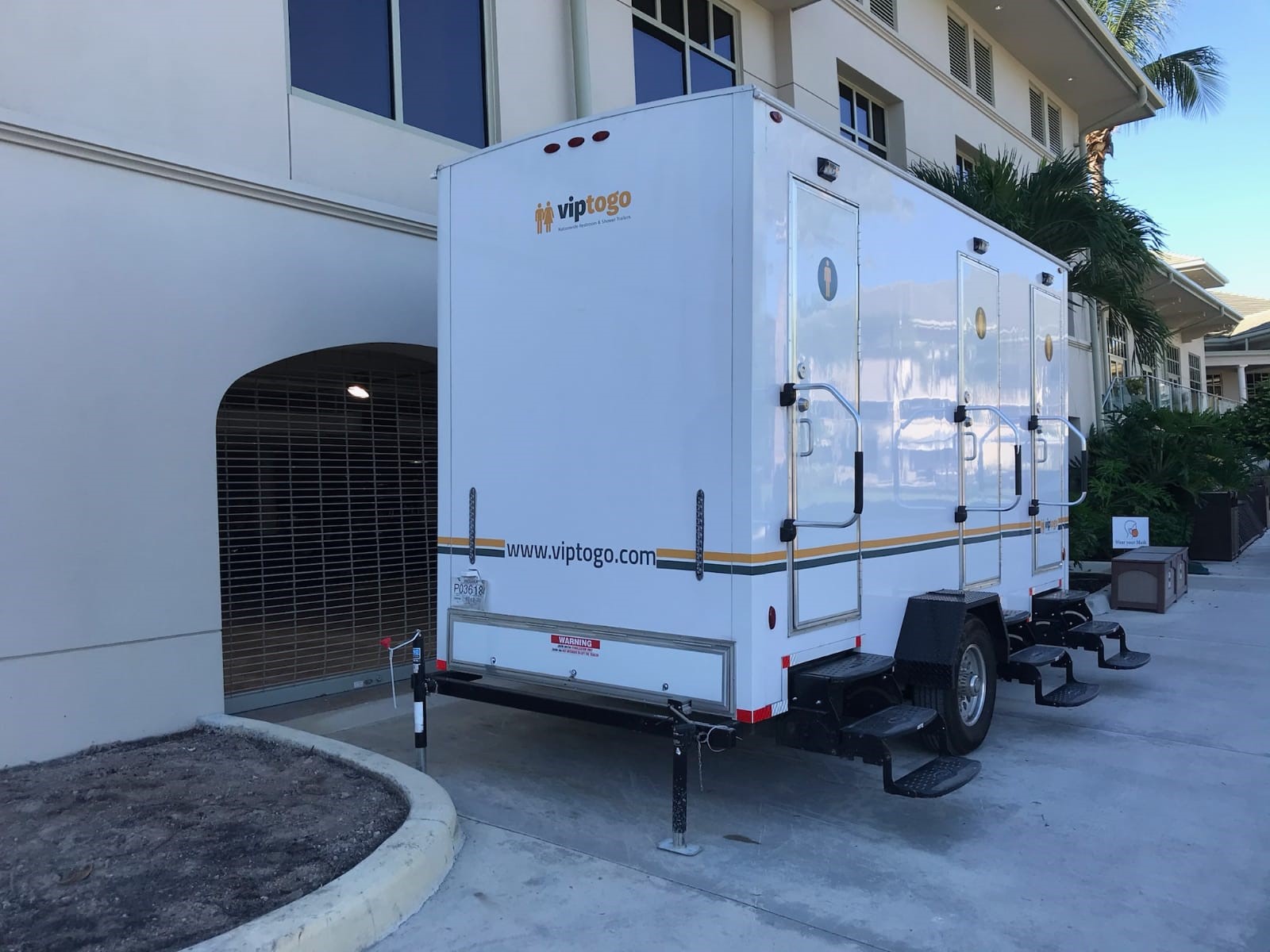 one of VIP To Go’s luxury restroom trailers in Florida