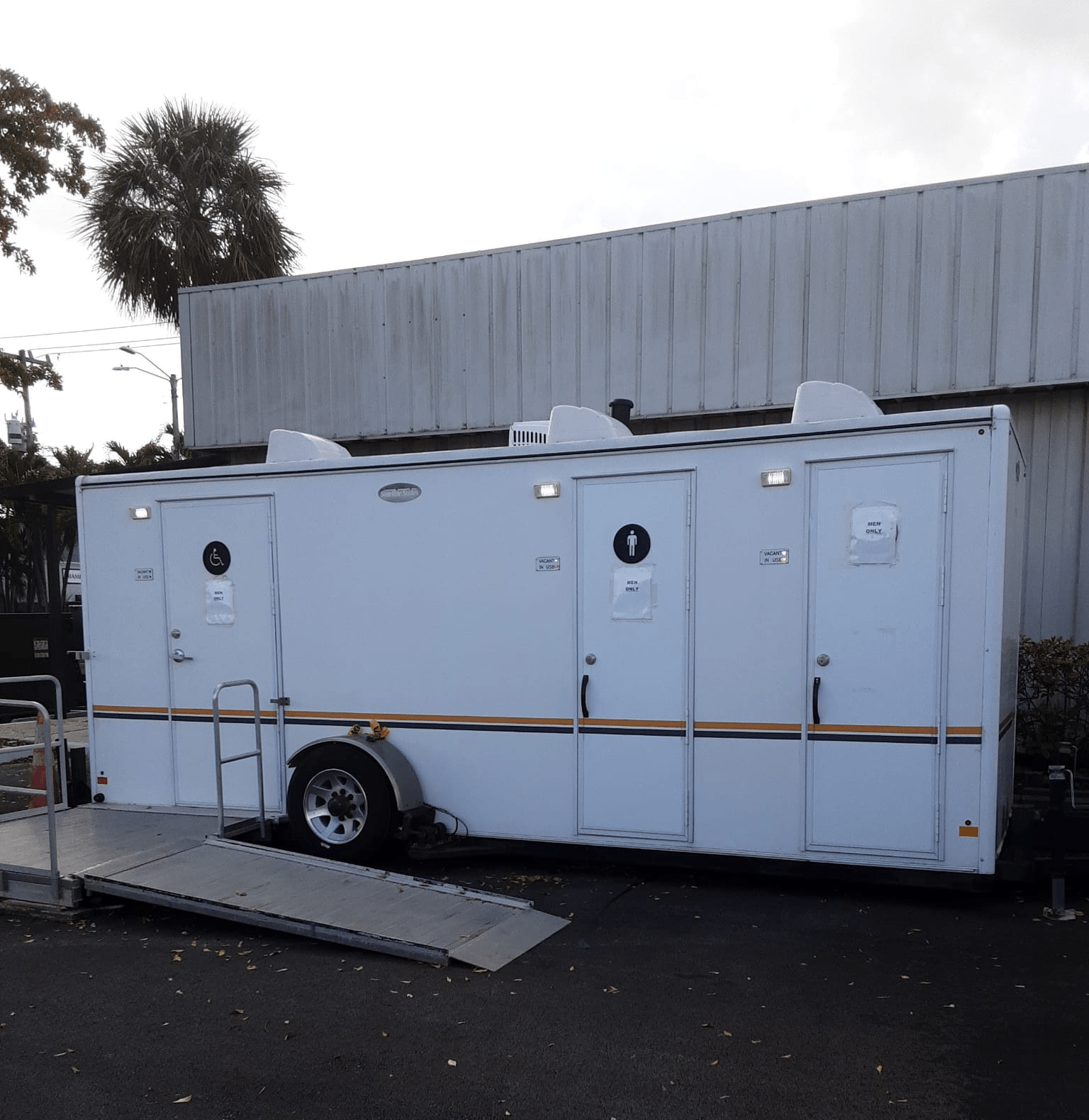 mobile restroom trailer