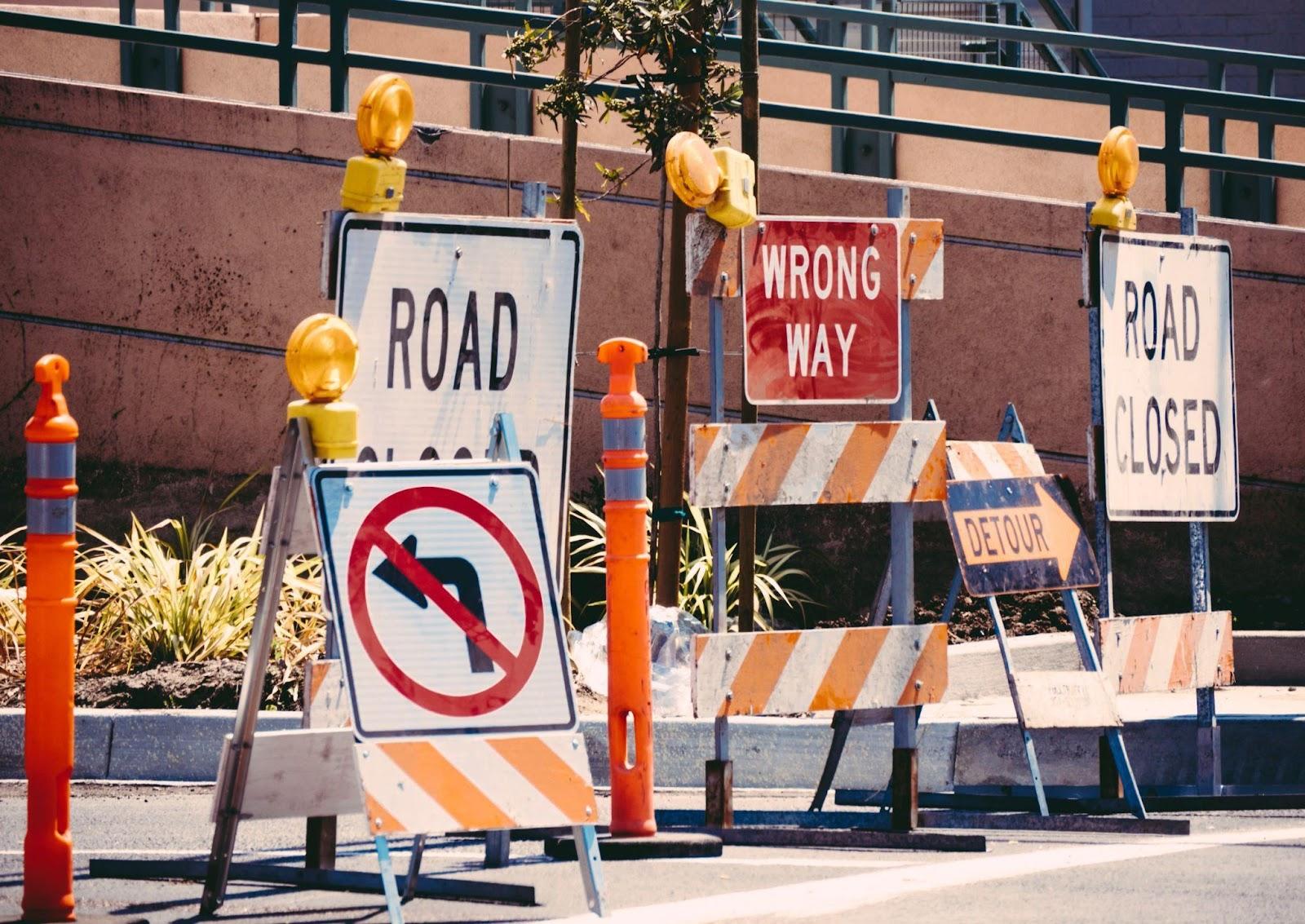 road construction signs road construction signs