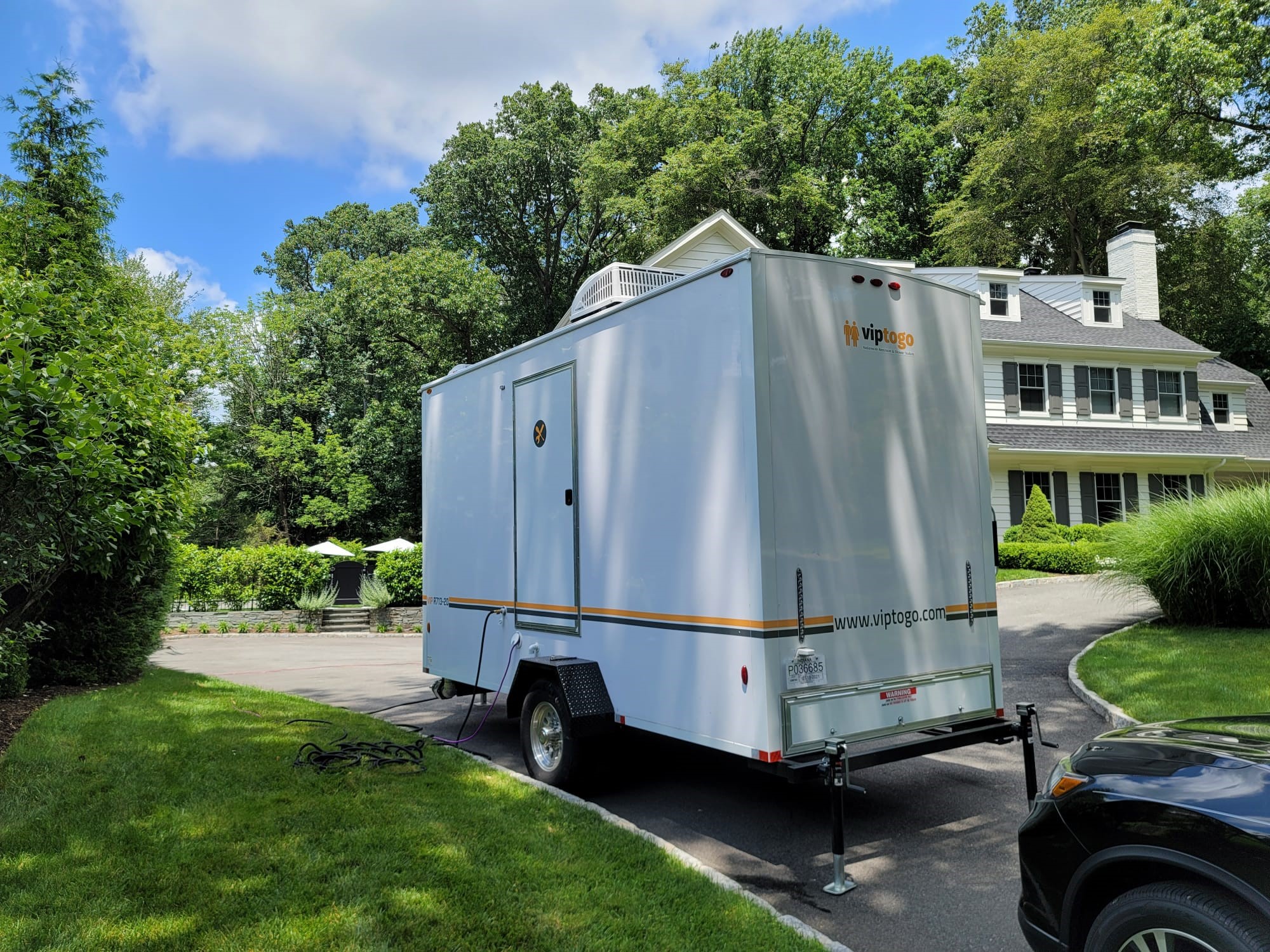 delivery of luxury restroom trailer