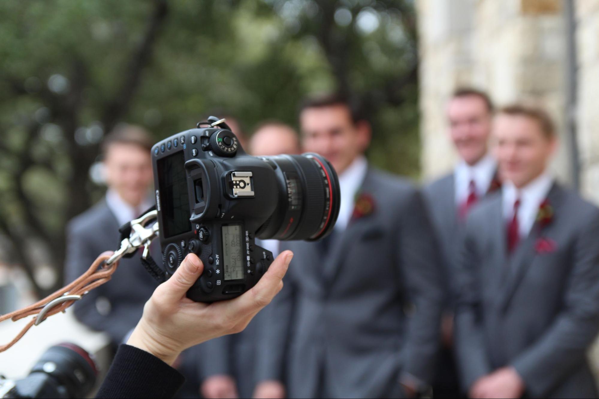 photographer services for weddings