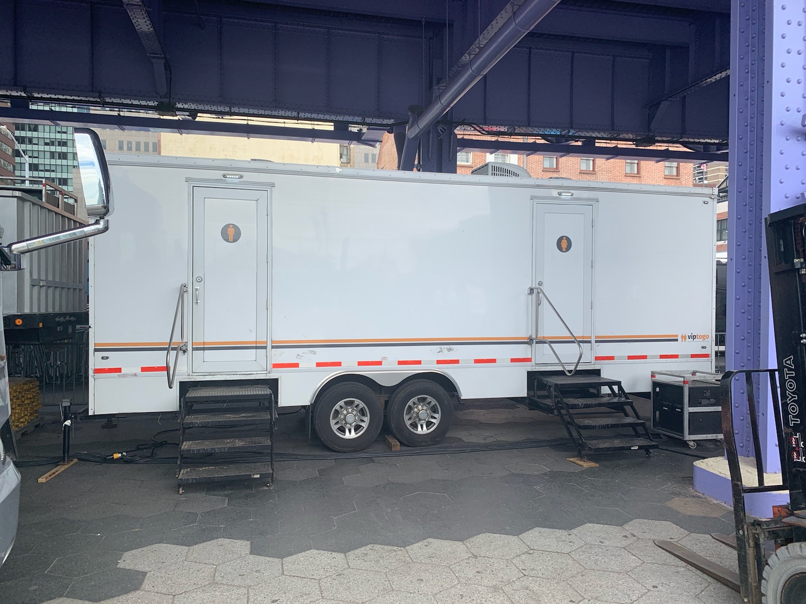 portable restroom rental for wedding portable restroom rental for wedding