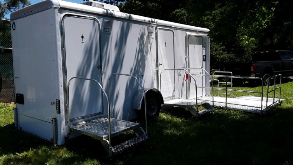 ada portable restroom trailer