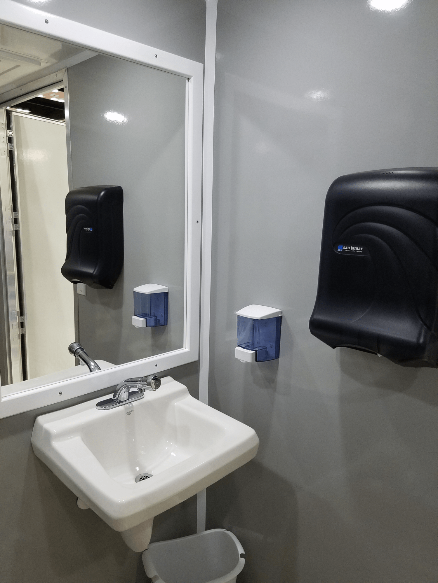sink a portable handicap trailer sink a portable handicap trailer