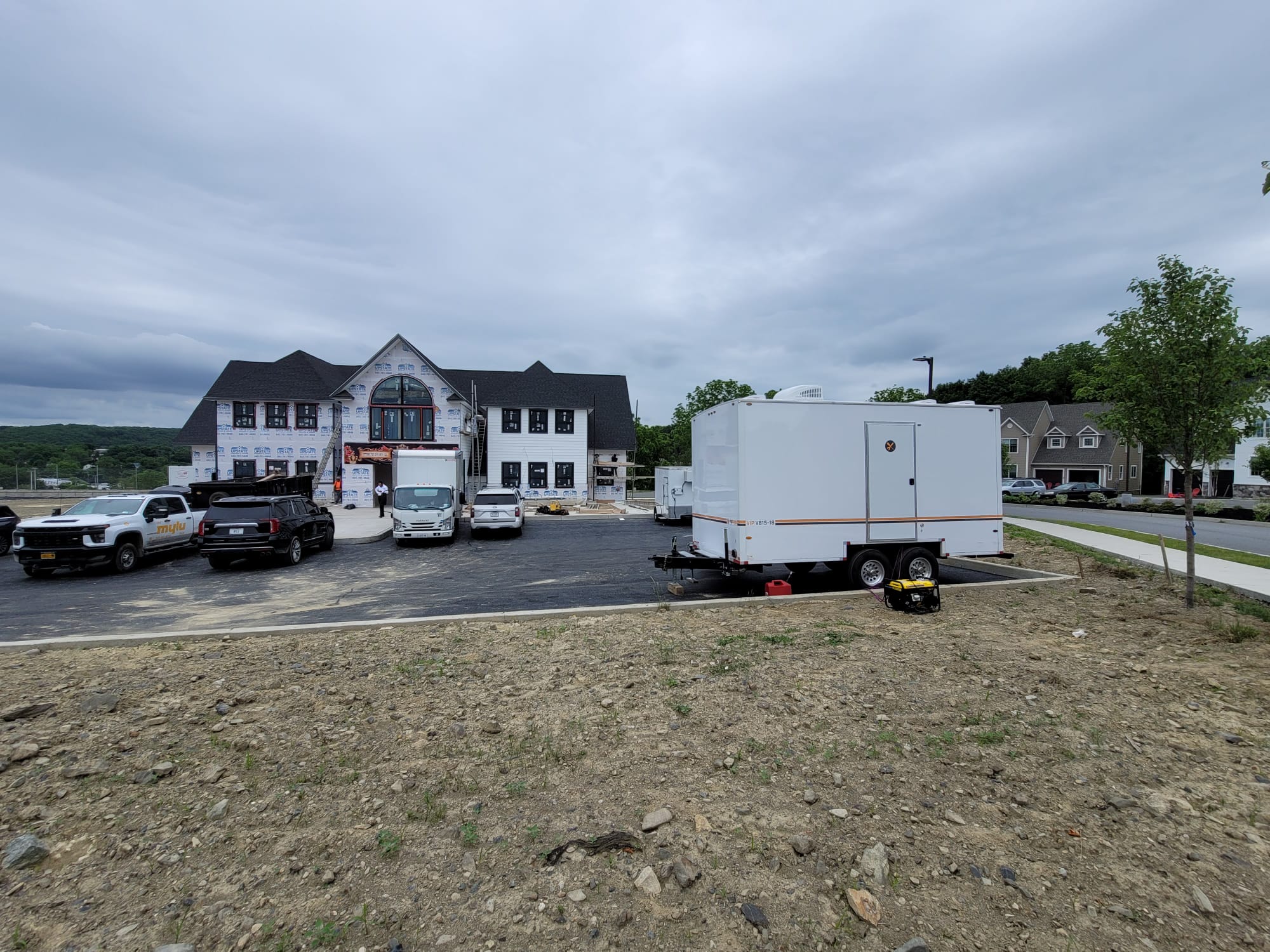 Restroom trailer rental for Hollywood, Florid