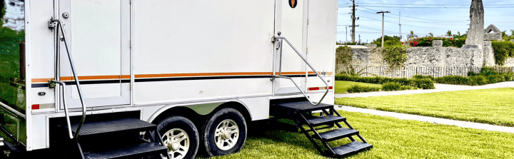 Get portable facilities for outdoor venues from VIP To Go